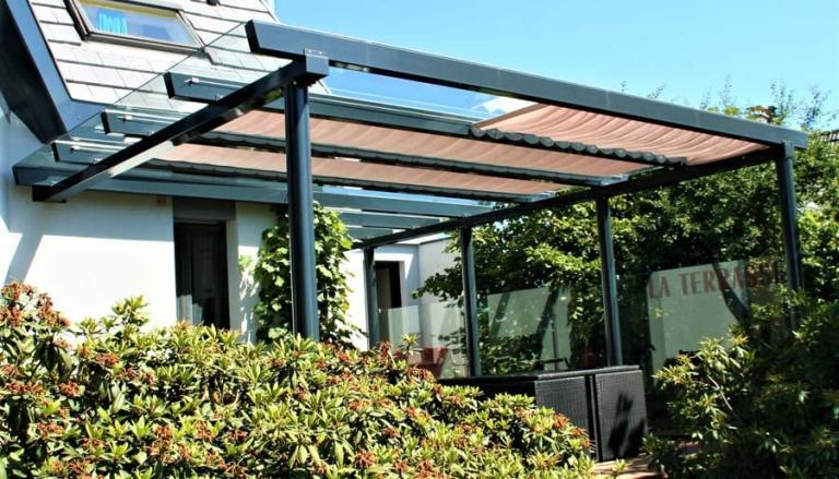 Pergolas en Fer Forgé : Créez un Espace Extérieur Élégant et Fonctionnel